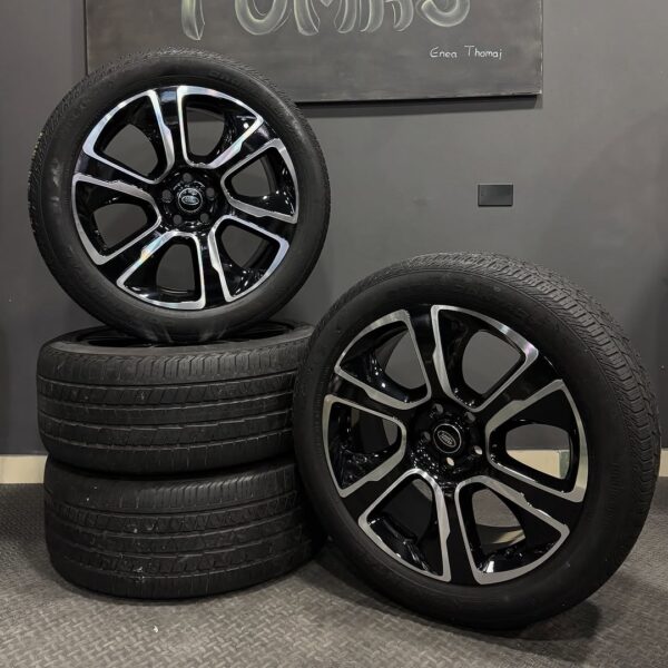Range Rover Wheels and Tires