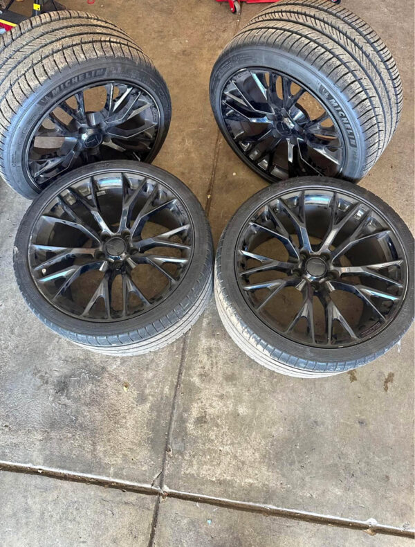 OEM Corvette C7 Z06 wheels