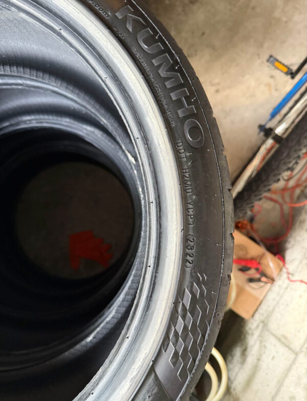 Kumho Ecsta PS91 Tires