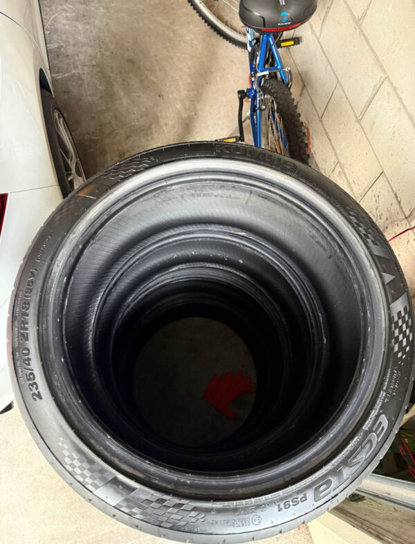 Kumho Ecsta PS91 Tires