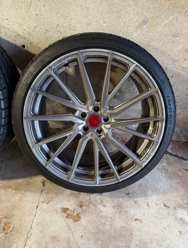 Vossen HF-4T Wheels and Tires