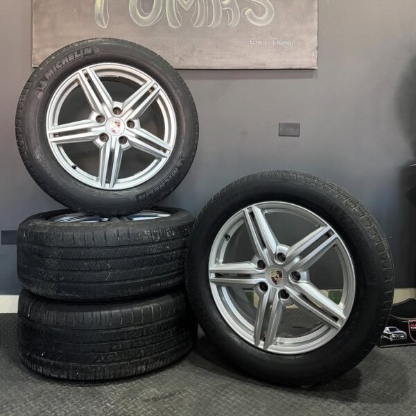 porsche Wheels and Tires